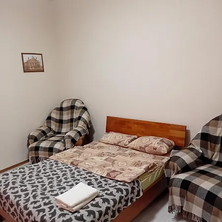 Two-bedroom In 10 Min To The Opera Theatre Leópolis