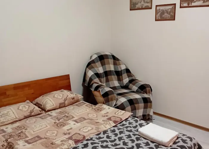 Two-bedroom In 10 Min To The Opera Theatre