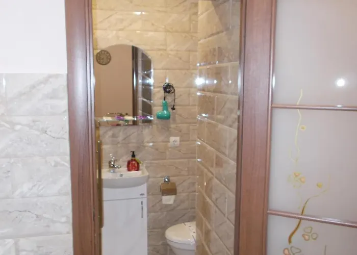 Two-bedroom In 10 Min To The Opera Theatre Leópolis