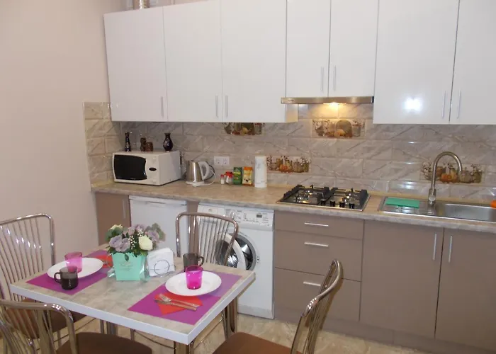 Two-bedroom In 10 Min To The Opera Theatre Apartamento *