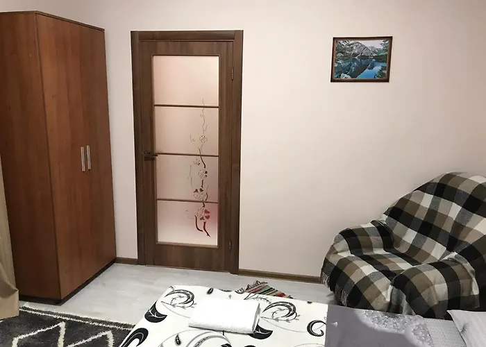 Two-bedroom In 10 Min To The Opera Theatre *