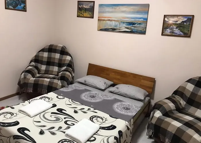 Two-bedroom In 10 Min To The Opera Theatre *