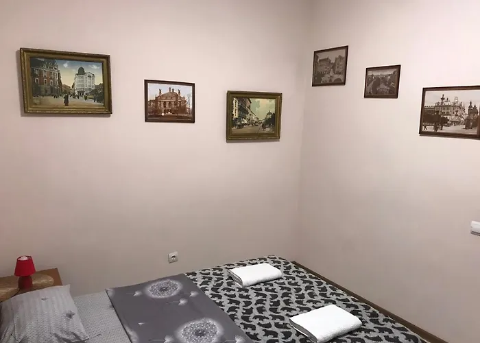 Two-bedroom In 10 Min To The Opera Theatre