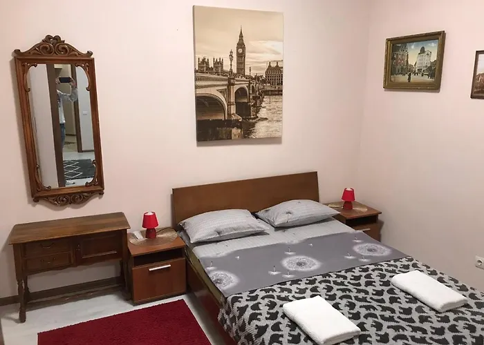 Two-bedroom In 10 Min To The Opera Theatre Апартаменты