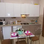 Two-bedroom In 10 Min To The Opera Theatre アパート