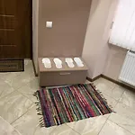 Two-bedroom In 10 Min To The Opera Theatre アパート リヴィウ