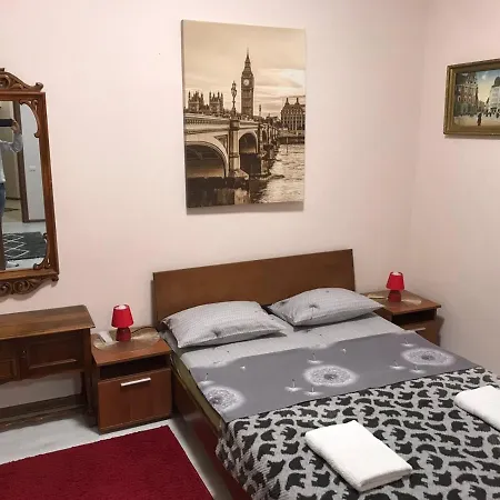 Two-bedroom In 10 Min To The Opera Theatre Lejlighed
